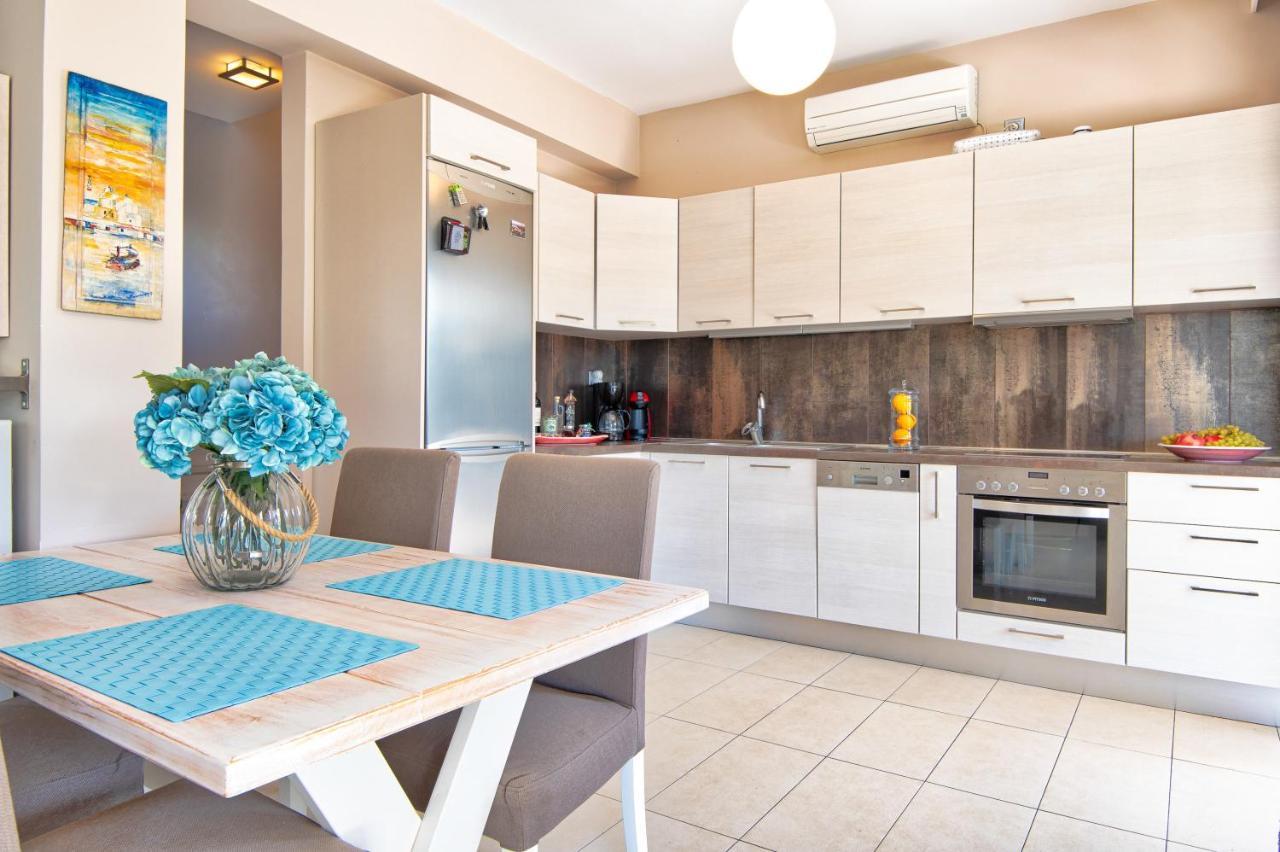 Elegant new maisonette near the sea Aegina Esterno foto