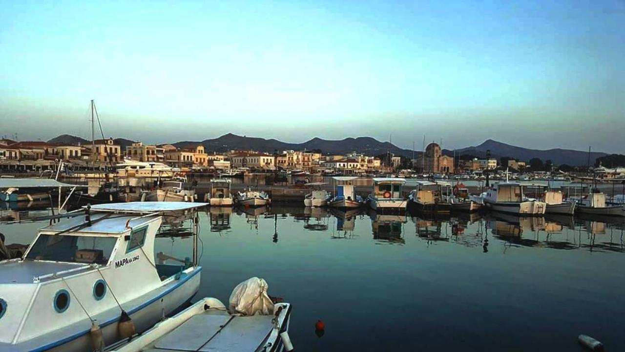 Elegant new maisonette near the sea Aegina Esterno foto